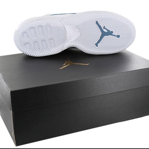 JORDAN *AUTHENTIC* Stay Loyal - Men Basketball Shoes White-Blue ORIGINAL SIZE 10 - Picture 10 of 13